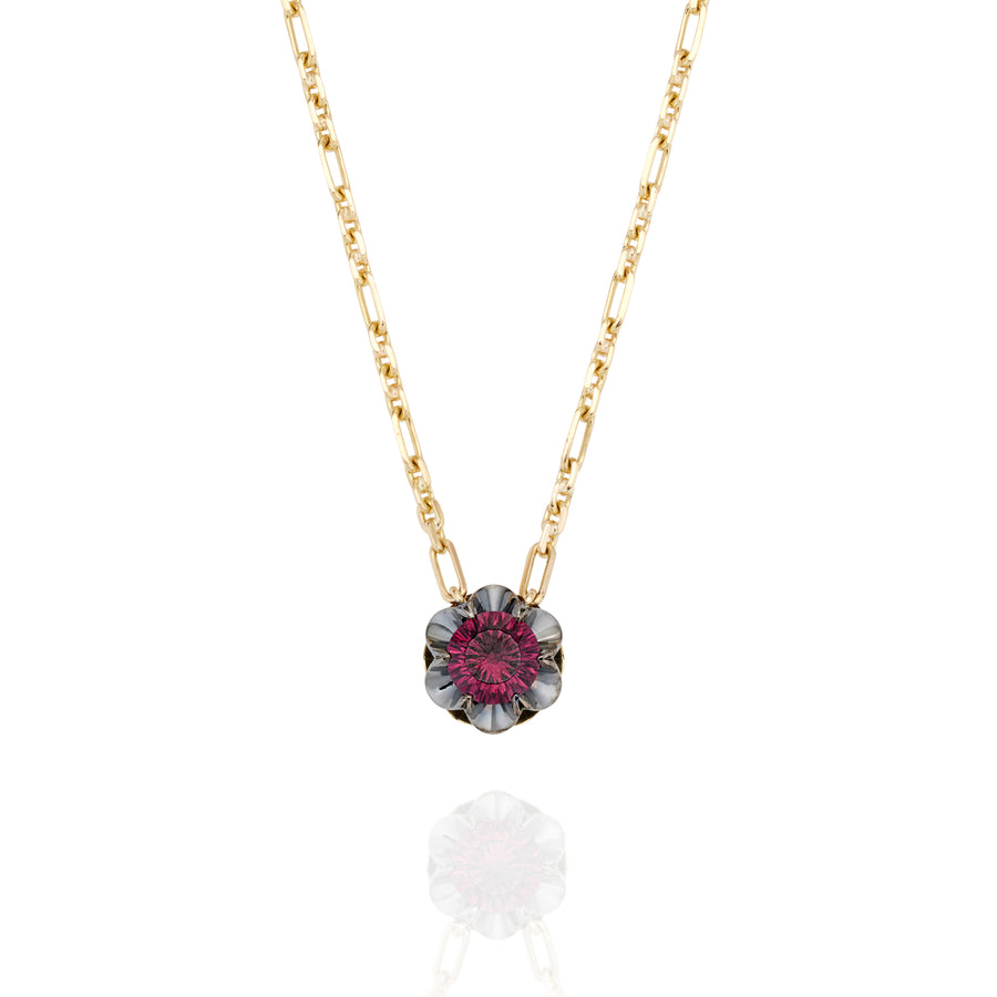 **One of a Kind** 18ct Garnet Scallop Necklace