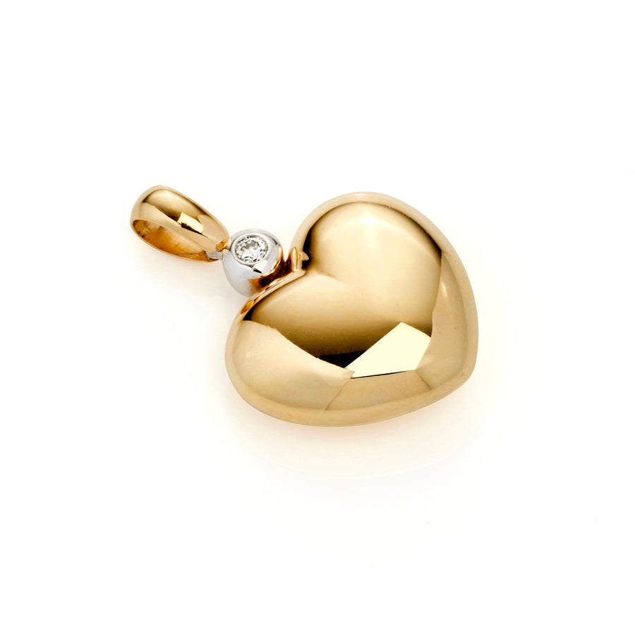 18ct Puffy Heart with Round Brilliant Cut Diamond
